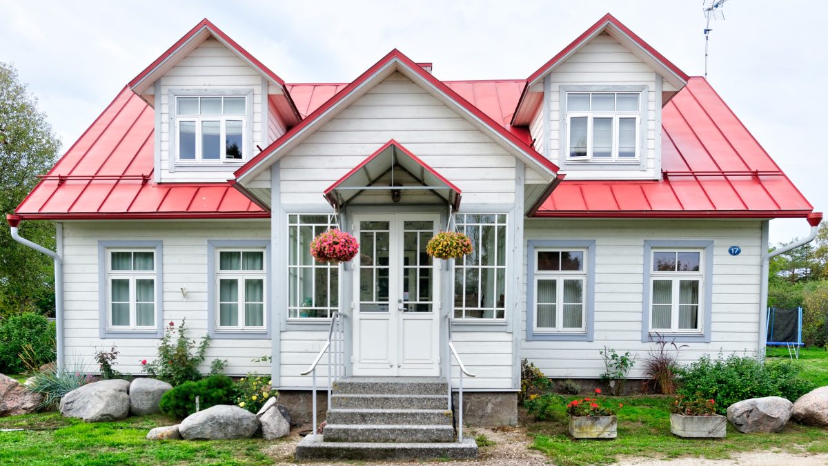 How much income do you need to buy a $1m house in Canada?