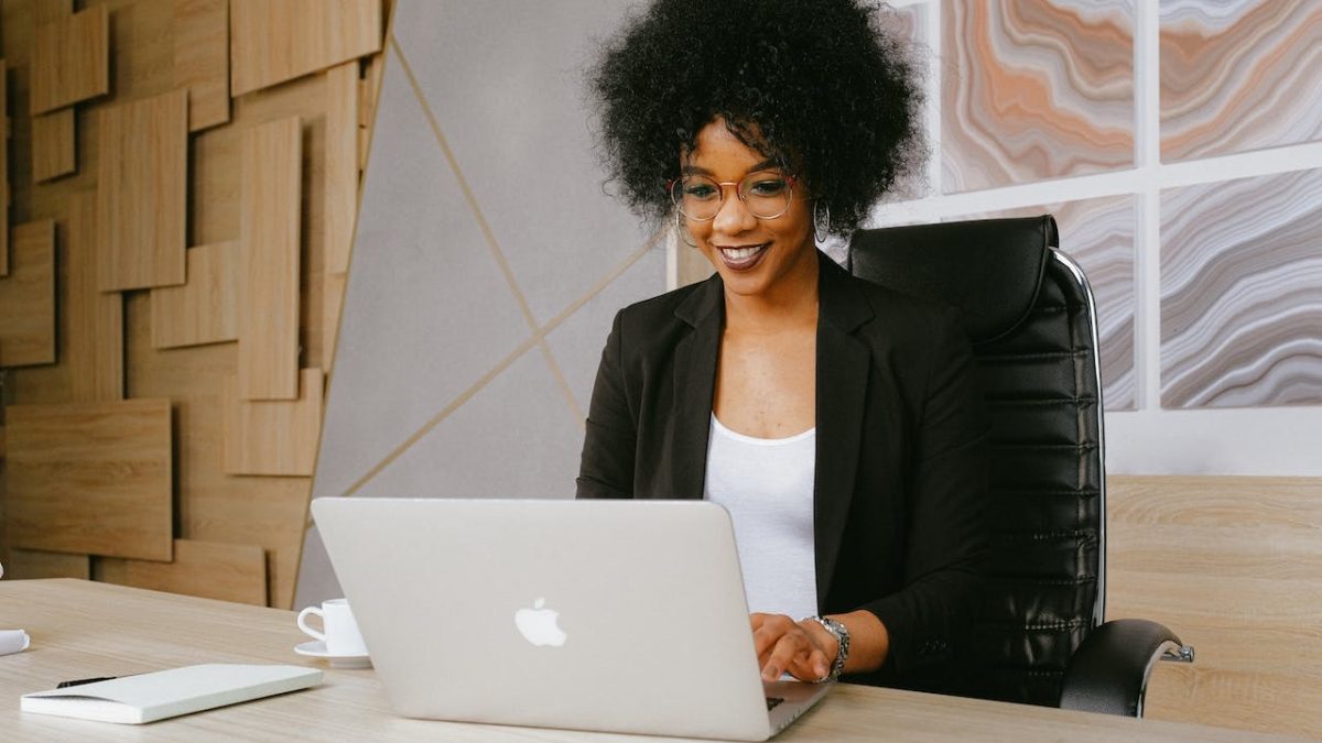 How to negotiate for a hybrid work arrangement