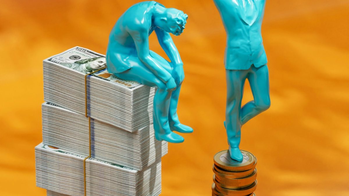 Should I Pay Off the $250k Balance on my 4.9% Mortgage or Keep $250k Invested at 8%?